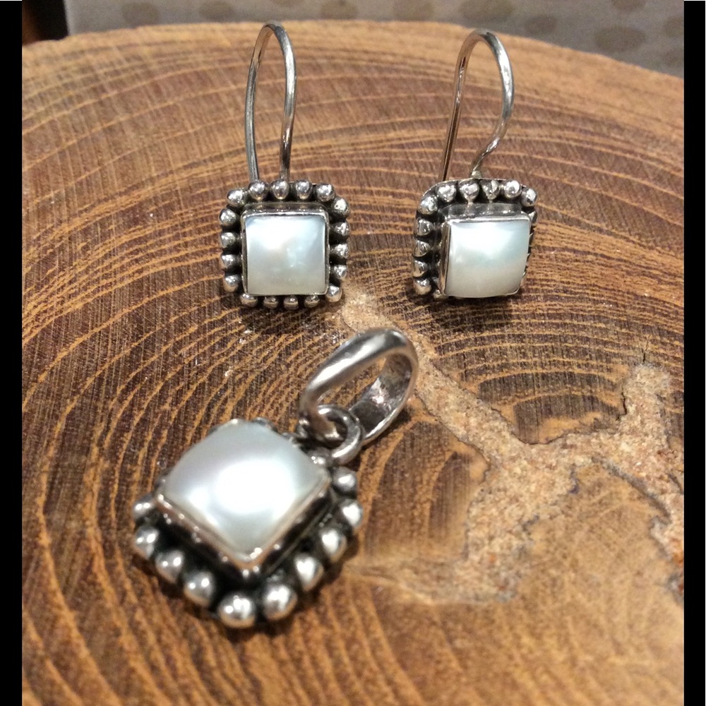 Silpada Button Frame Set - image 1